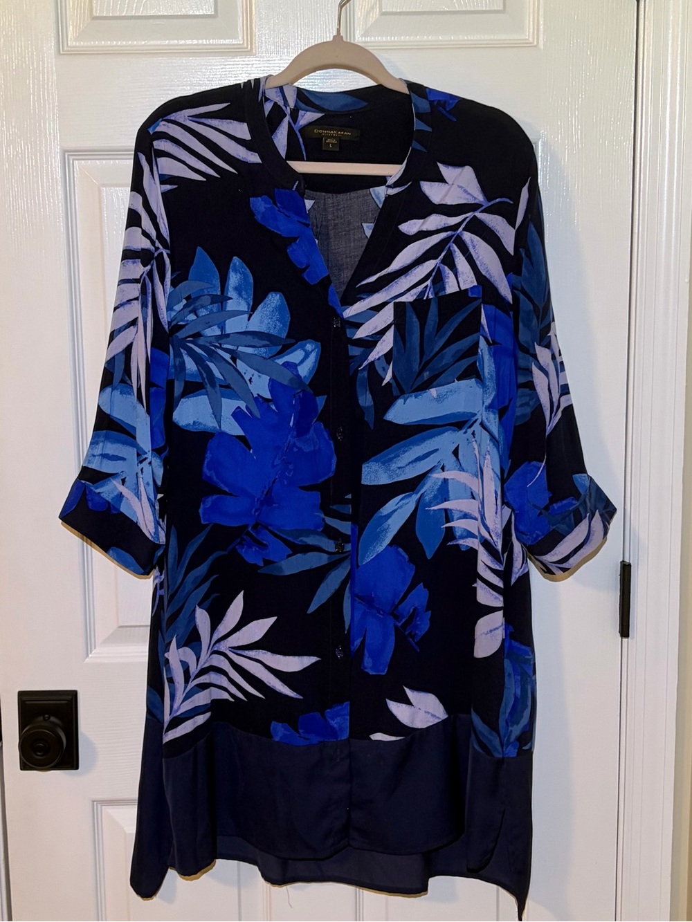 Donna Karan Black & Royal Blue Tropical Palm Printed Long Duster Button Top. Lg